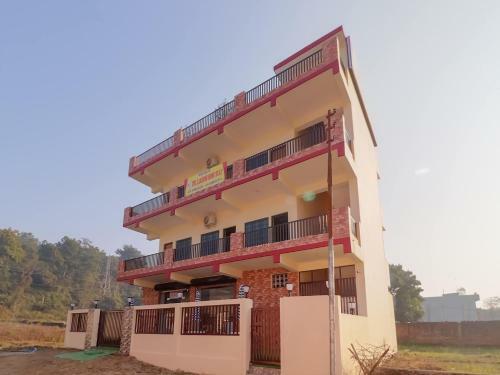 Hotel Oyo 84661 Lakshmi Home Stay