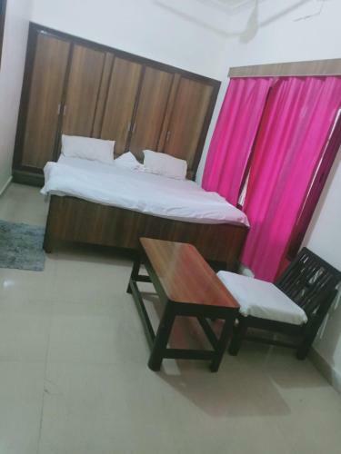 Oyo 82273 Star Hotel And Restaurant