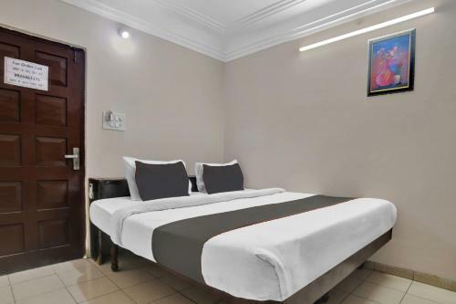 Collection O 82862 Hotel New Uday Palace