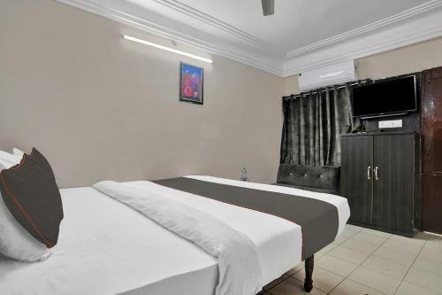 Collection O 82862 Hotel New Uday Palace