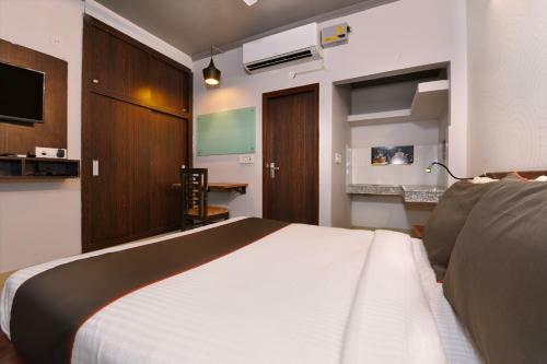 Collection O 46143 Hotel Ratiram Palace