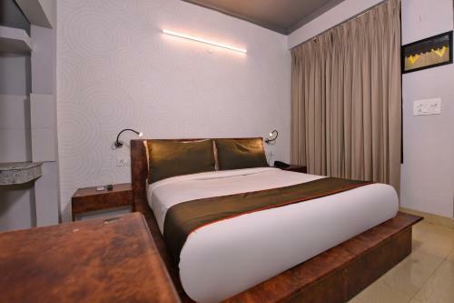 Collection O 46143 Hotel Ratiram Palace