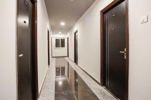 Hotel Collection O 42514 Banjara Hills