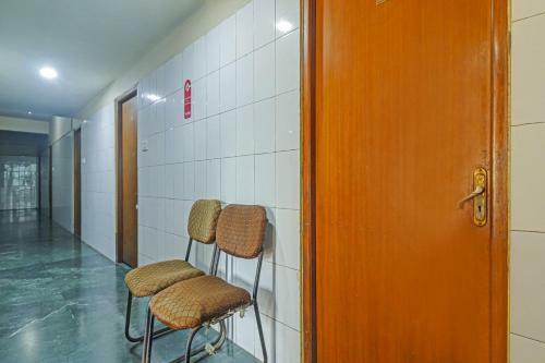 Hotel Spot On 72246 Gayatri Lodge