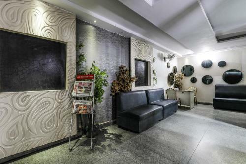 Hotel Oyo 11310 Sri Supraja Pride