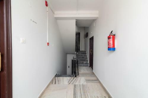 Hotel Silverkey Executive Stays 36044 Hanumanth Nilayam