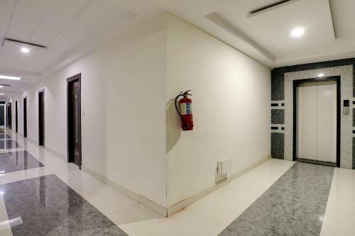 Capital O 49135 Sri Simran Park Hotel
