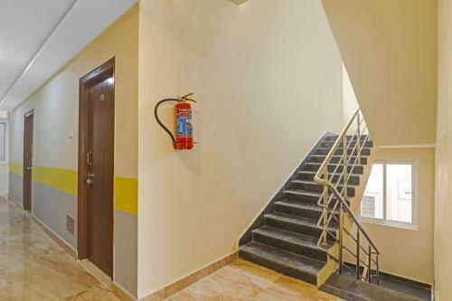 Oyo 85841 Hotel Vibrant Golden Bay