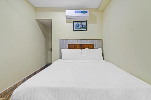 Hotel Capital O 85402 Sri Sai Regency