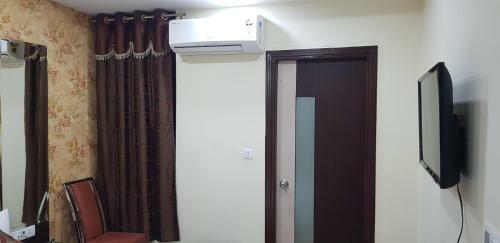 Hotel Teeja's Aiims Road Jodhpur