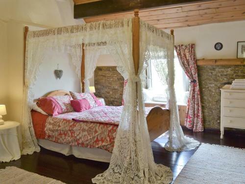 Valley View Cottage