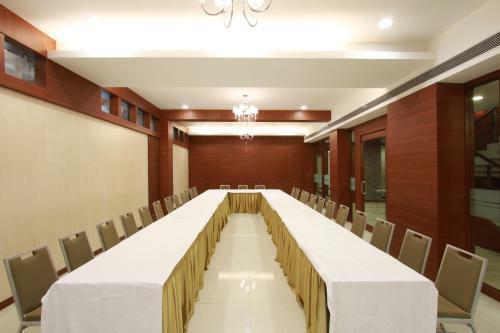 Hostal Sona South City