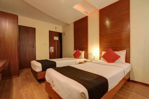 Hotel Capital O 342 The Luxury Stay