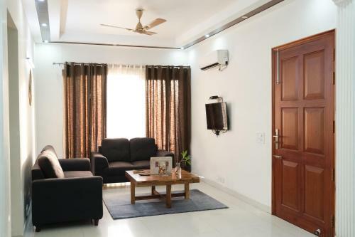 Lime Tree Hospitality Three Bhk Apartment Artemis Gurgaon
