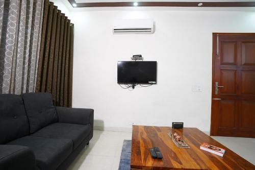 Lime Tree Hospitality Three Bhk Apartment Artemis Gurgaon