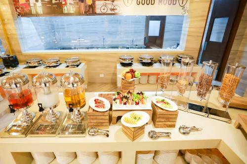 Hotel Regenta Suites Gurugram, Sohna Road, Sector 49