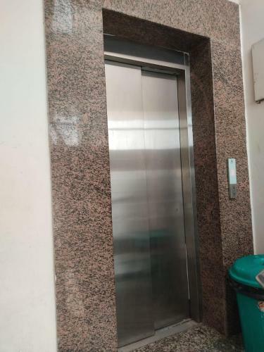 Hotel Singh Home Care & Recovery Centre