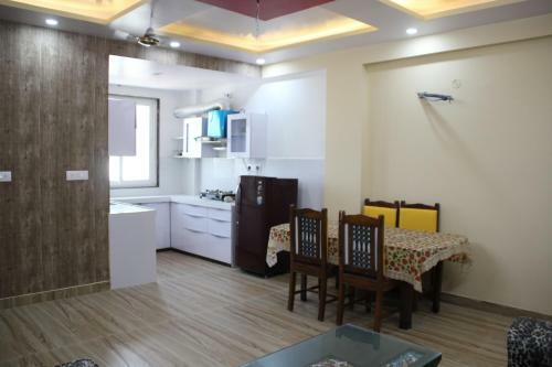 Apartamento Lovely 2 Bhk Appartement With Rooftop