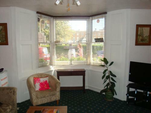 Posada Spencer Court