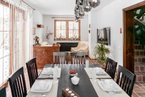 Bed & Breakfast Cisna Chata