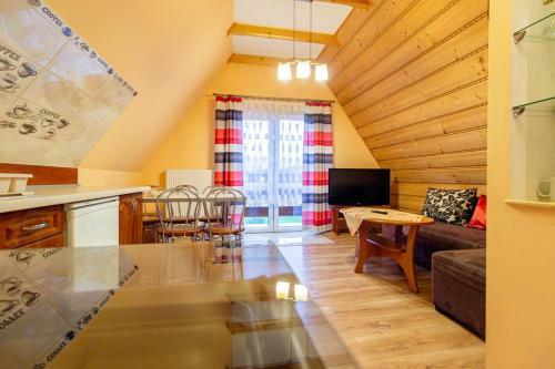 Apartamento S?oneczny Dworek U Sarn�w