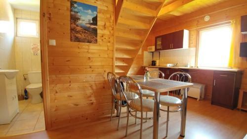 Lodge Domki Rainers