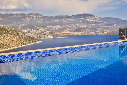 Villa F?rnaz Bay