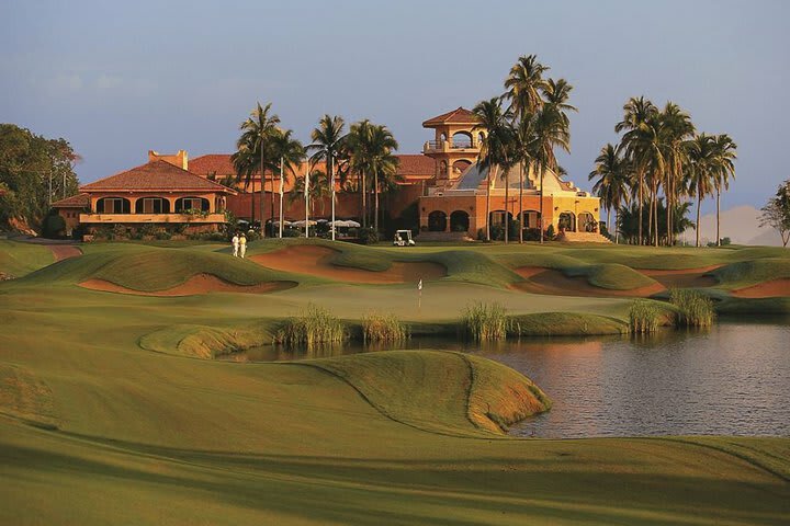 Grand Bay Hotel-isla Navidad Resort