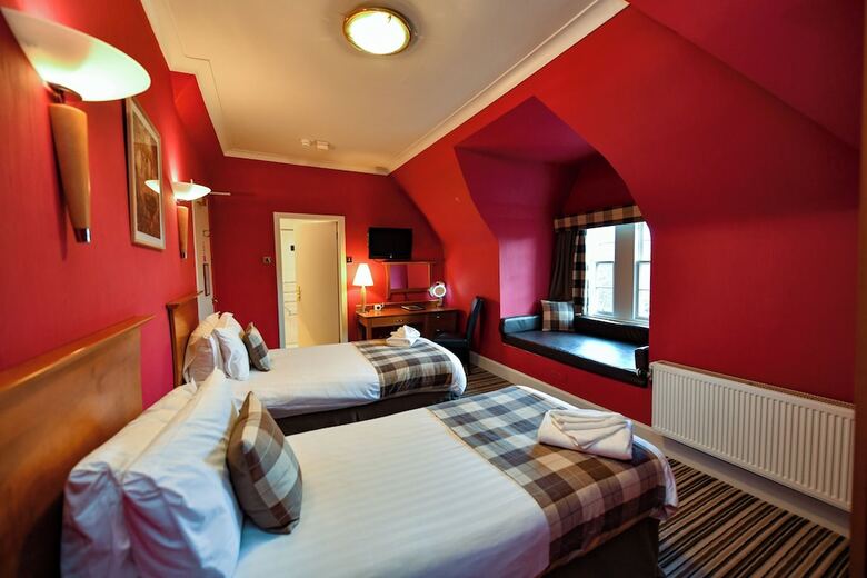 Hostal Savoy Park Hotel