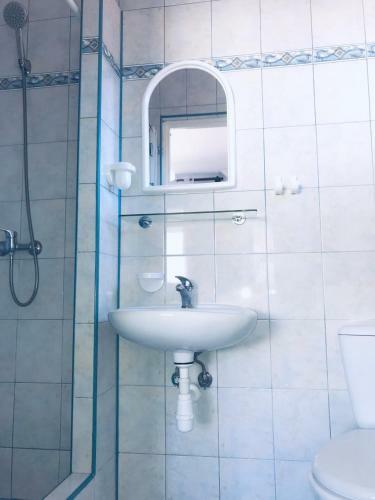 Pokoje I Apartamenty 200 M Do Pla?y