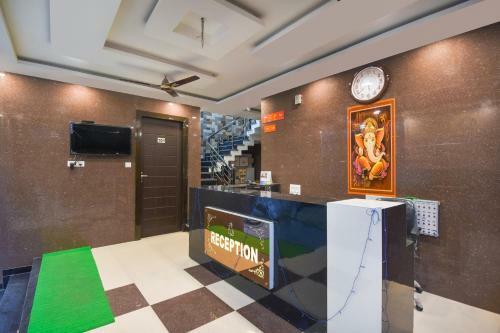 Vaccinated Staff - Oyo 69118 Hotel Relax