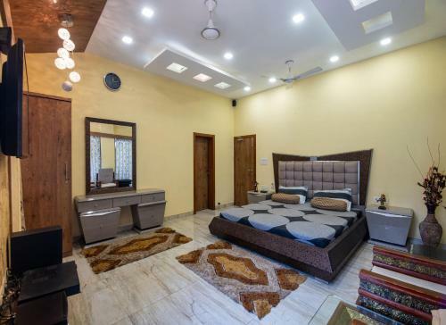 Geeta Bhawan Villa