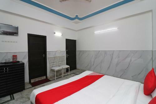 Hotel Oyo 26764 Tribhuvan Palace
