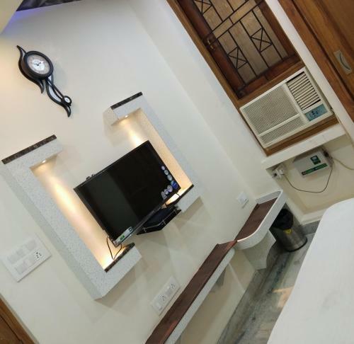 Shubh Hotel By Wb Inn, Kanpur