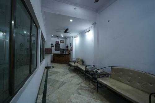 Shubh Hotel By Wb Inn, Kanpur
