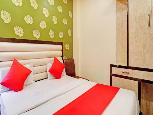 Oyo 75137 Hotel Shree Narayan Regency