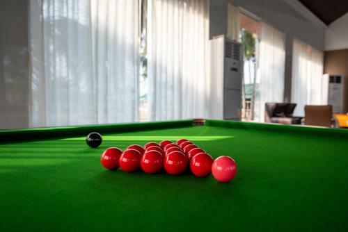 Hotel Paramount Riverfront Resort & Spa, Karjat