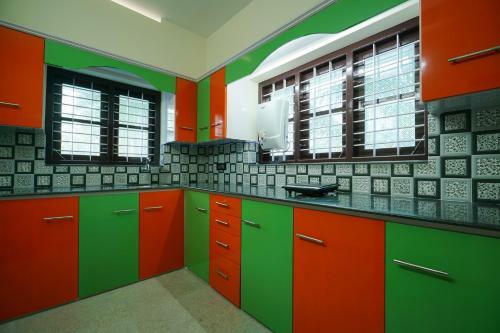 Hostal Oyo 79750 Majestic Stays