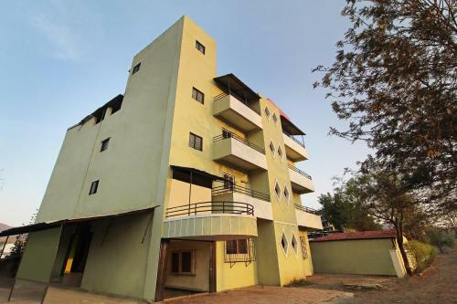 Hotel Spot On 38659 Tusar Motel Lodging