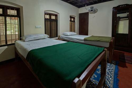 The Mana-heritage Stay - Chengazhimattam Mana