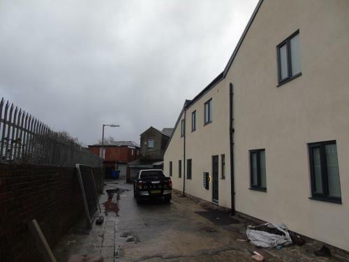 Inviting 1-bed Ground Floor Apartment In Bolton