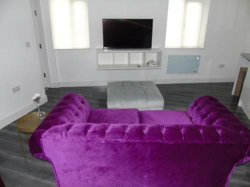 Inviting 1-bed Ground Floor Apartment In Bolton