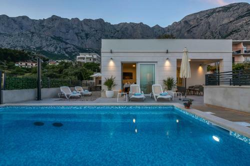 Villa Violet Salt Water Pool & Free Beach Parking