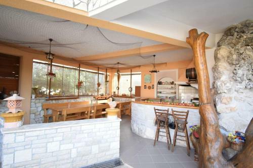 Apartment Ivo With Shared Swimming Pool