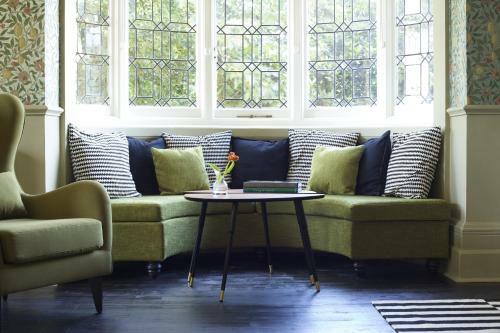 The Manor At Sway ? Hotel, Restaurant And Gardens