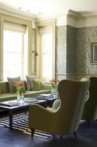 The Manor At Sway ? Hotel, Restaurant And Gardens