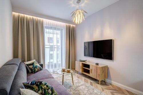 Live & Travel Apartments Number 1