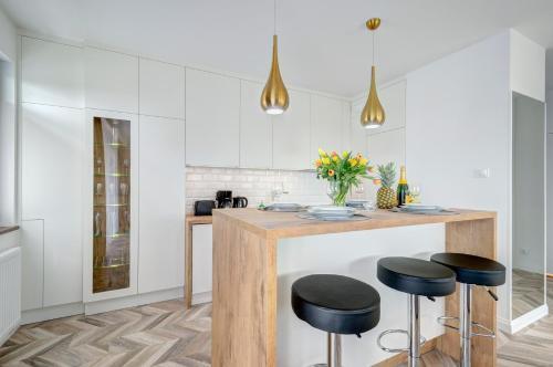 Live & Travel Apartments Number 1