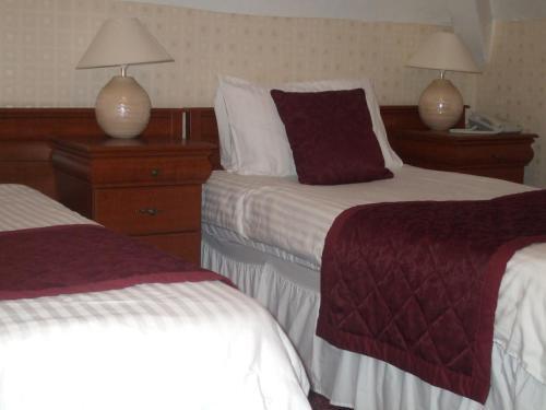 Waverley Hotel