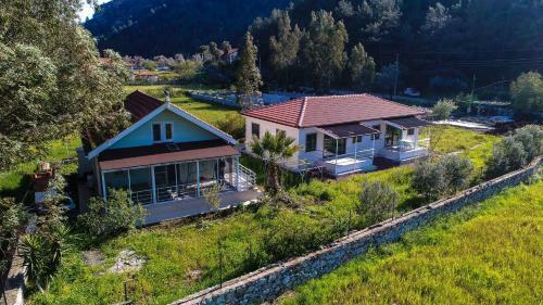 Uslu Home Two Bedrooms Villa For Weekly Rentals